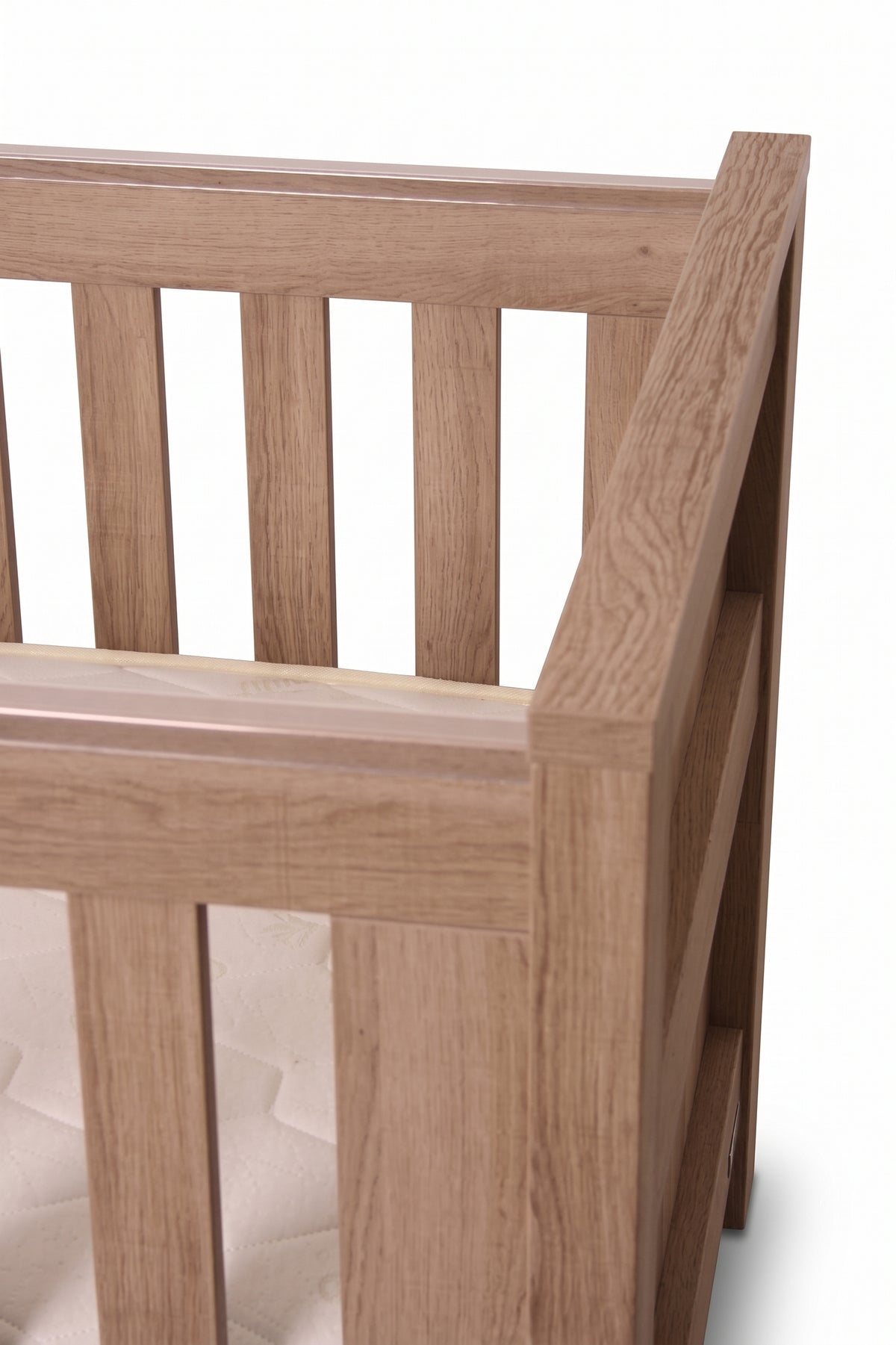 Bordeaux Cot — Hushed Brown Oak — corner and teething rail detail