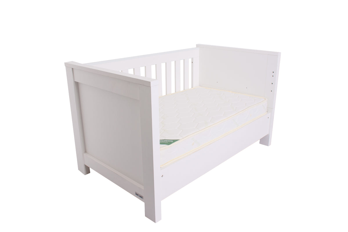 Bordeaux Cot — White as a toddler bed