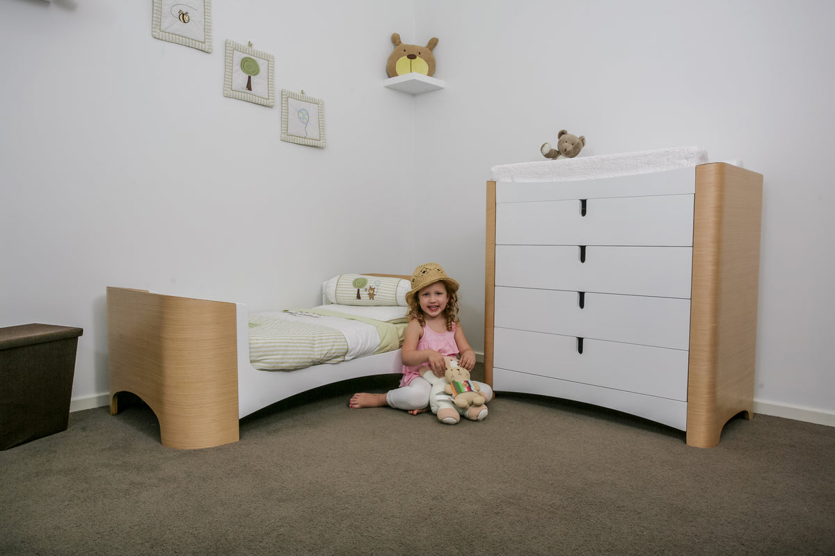 Vulu Chest with toddler