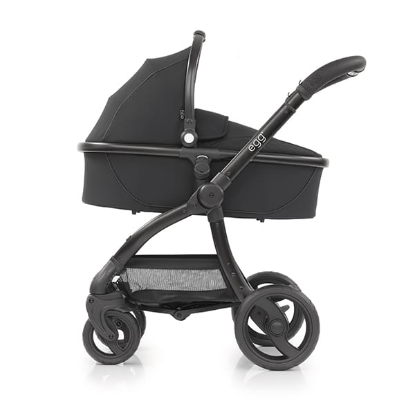egg Carry Cot — Just Black on the egg chassis