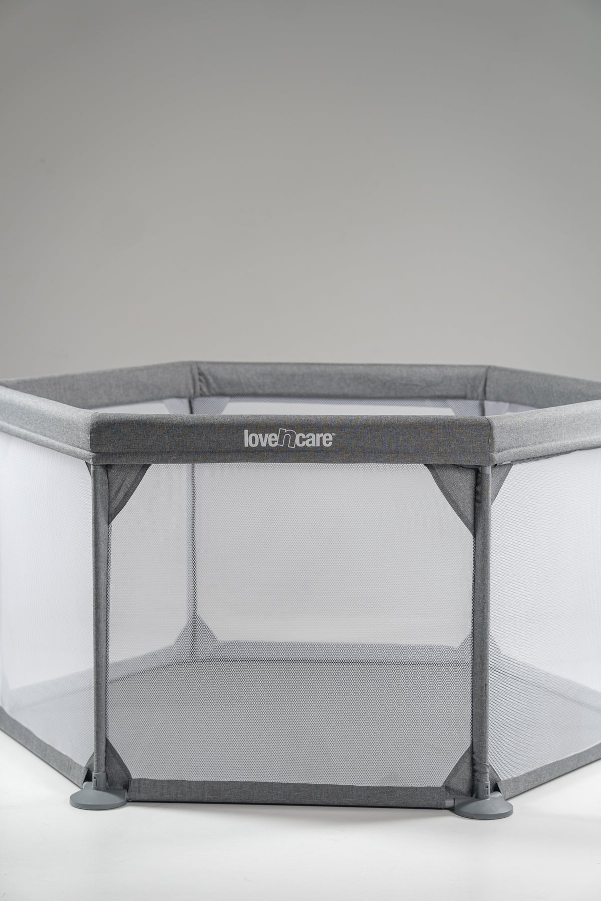 Play Yard — corner detail