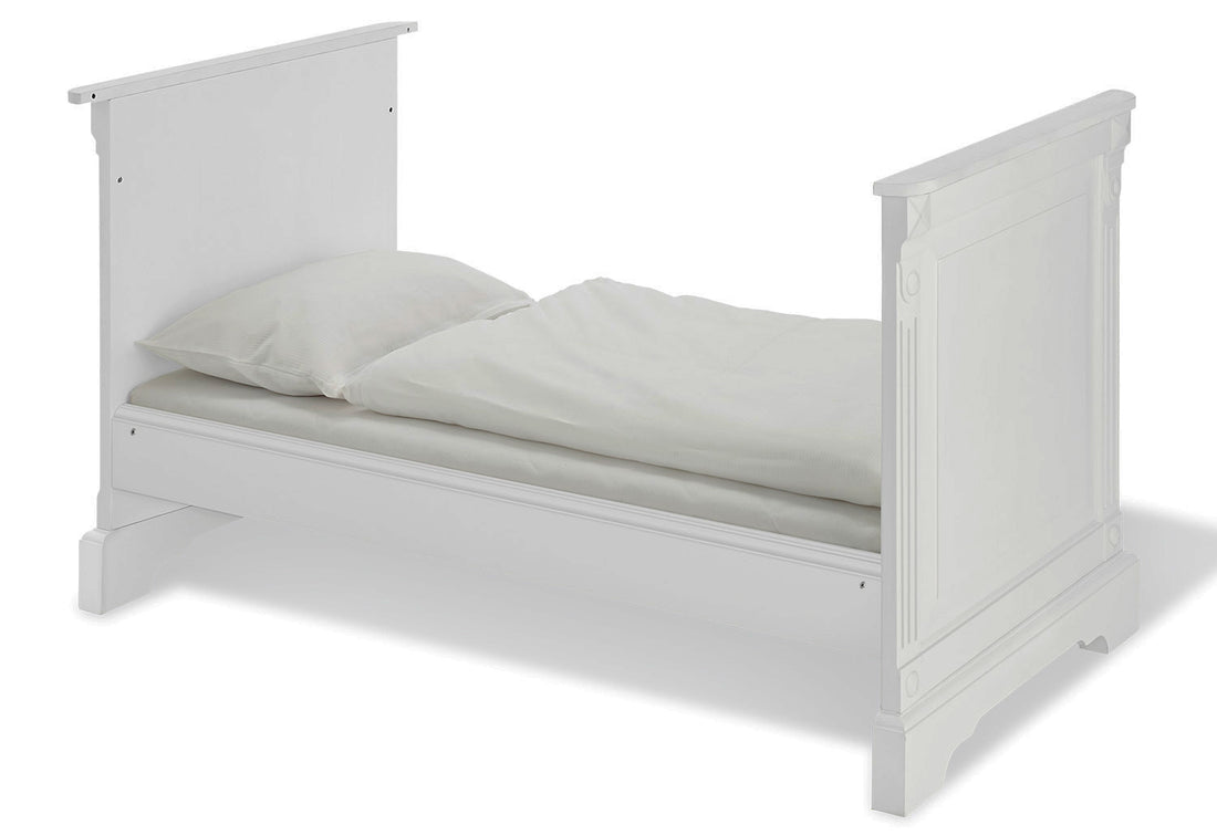 Emilia Cot — Cot to junior bed