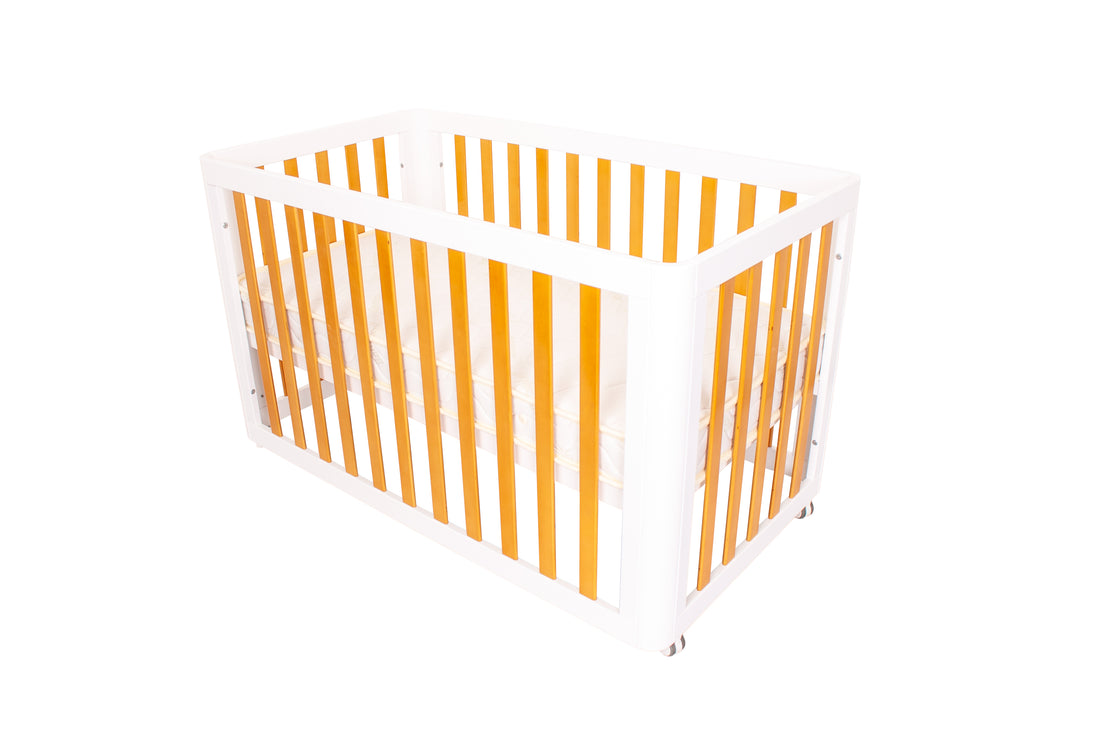 Hera Cot — Small footprint