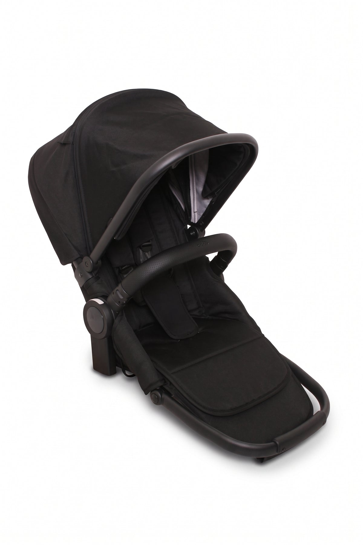 Neo Duo Seat — Ebony — shown on the frame 8