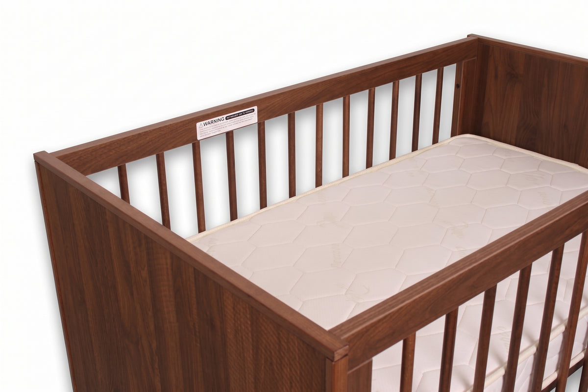 Wabi Cot — top rail close-up