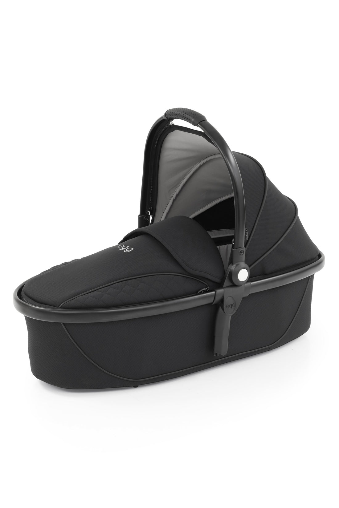 egg2 Carry Cot — A spacious nest