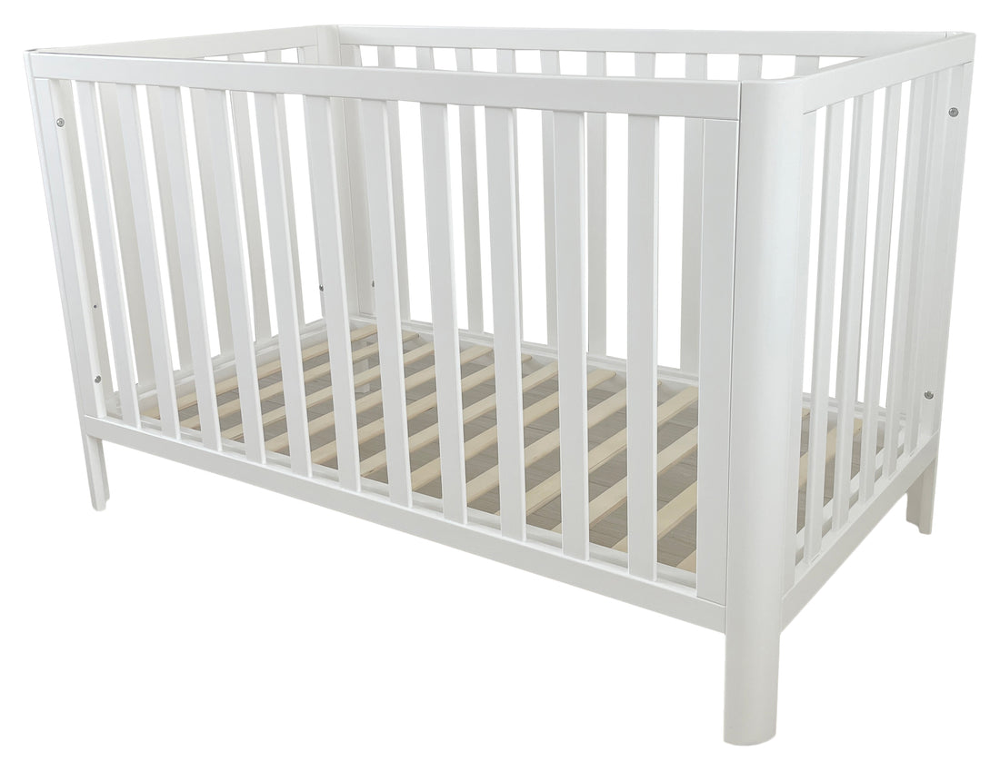 Iris Cot — Small footprint