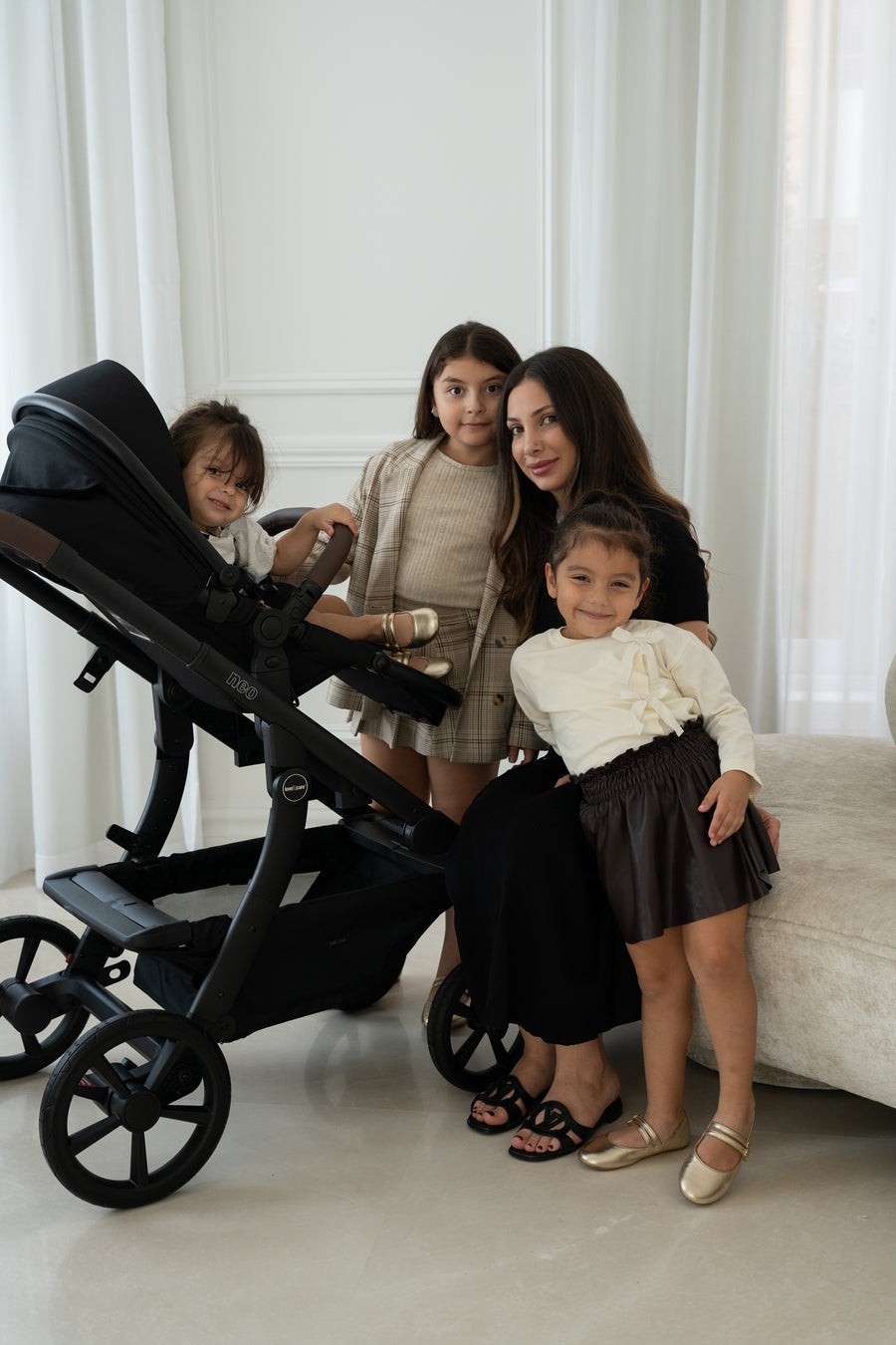 Neo Stroller Ebony — everyday