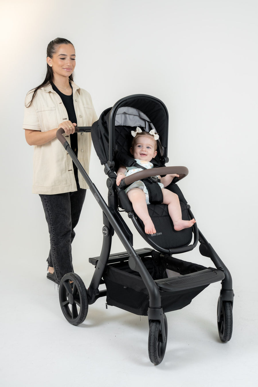 Neo Stroller — Ebony — studio 9