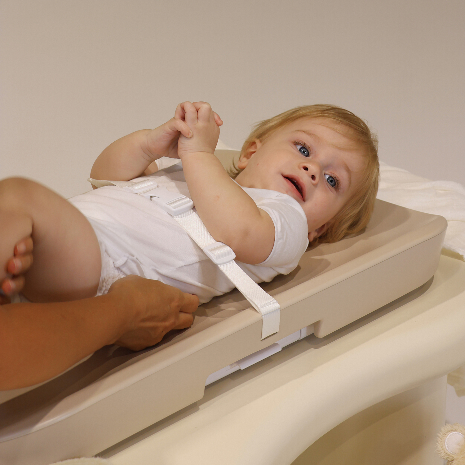 Baby Bache - 2-in-1 Scale Changing Pad - Beige - Image 4