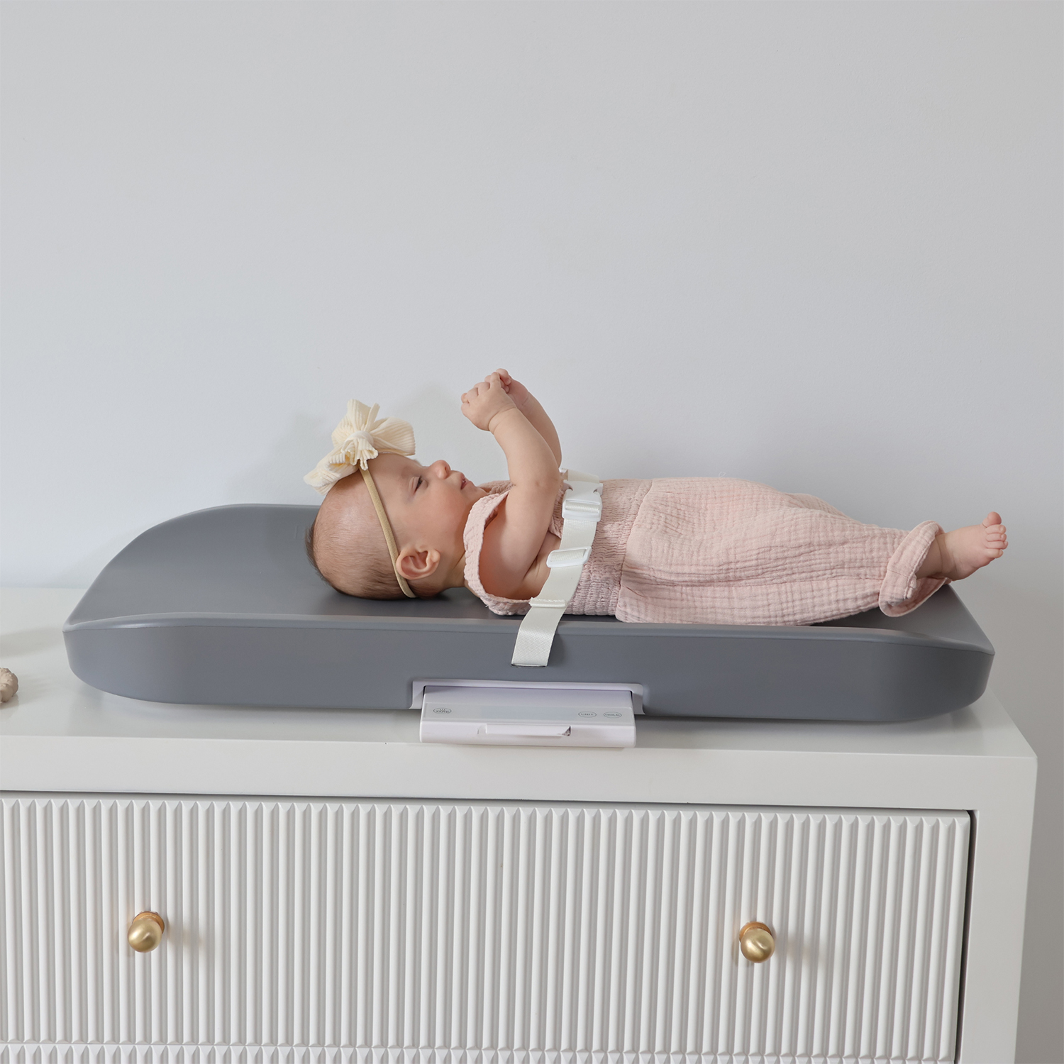 Baby Bache - 2-in-1 Scale Changing Pad - Grey - Image 4